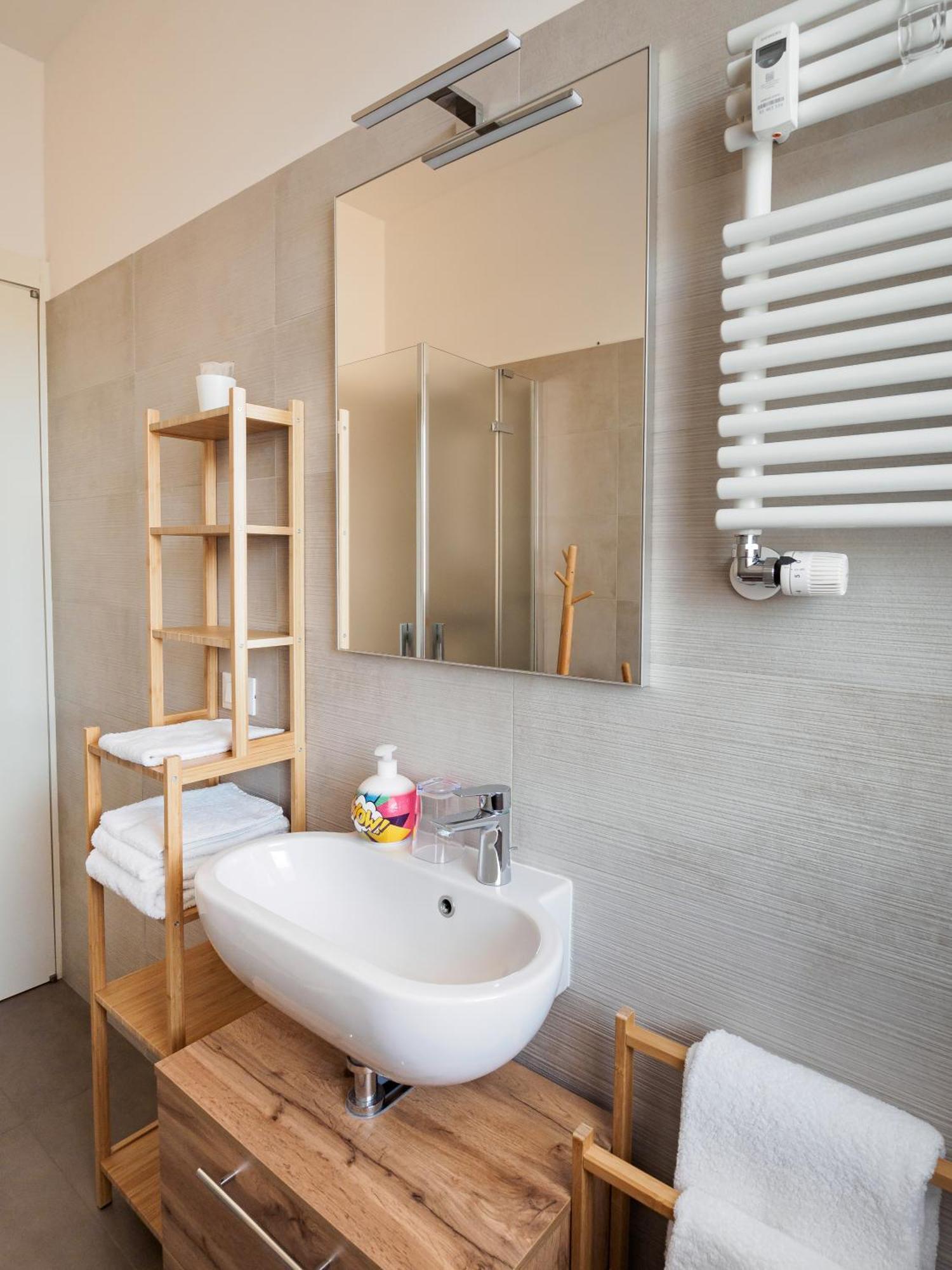 B&B Wiligelmo Intero Appartamento Con Colazione Inclusa Modena Luaran gambar